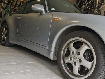 Porsche 993 Carrera — photo 2