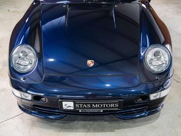 Porsche 993 Carrera 2 — photo 21
