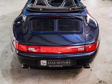 Porsche 993 Carrera 2 — photo 22