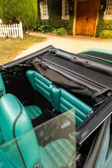 Porsche 964 Carrera 2 — photo 11
