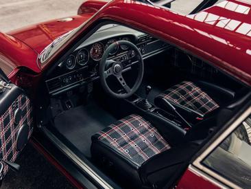 Porsche 964 — photo 12