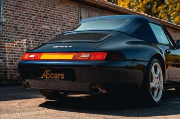 Porsche 993 CARRERA 4 — photo 18