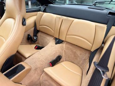 Porsche 993 CARRERA 4 — photo 18