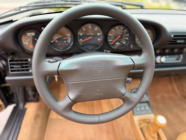 Porsche 993 CARRERA 4 — photo 19