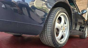 Porsche 993 Carrera 2 — photo 20