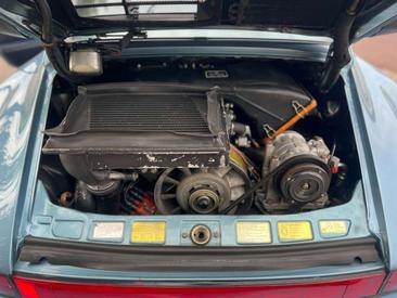 Porsche 930 Turbo — photo 24
