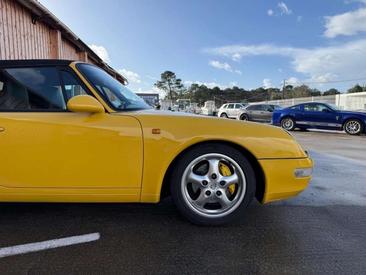 Porsche 993 CARRERA 4 — photo 17