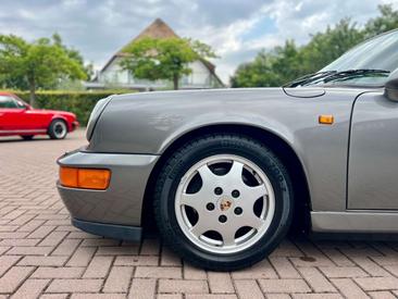 Porsche 964 CARRERA 4 — photo 25