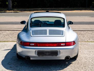 Porsche 993 Carrera — photo 15