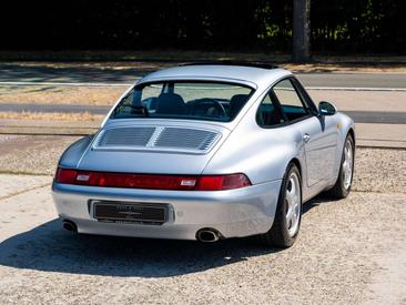 Porsche 993 Carrera — photo 16