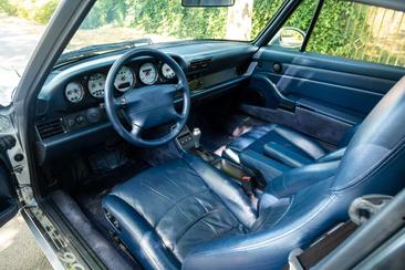 Porsche 993 Carrera — photo 17