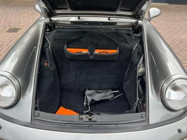 Porsche 964 CARRERA 4 — photo 35