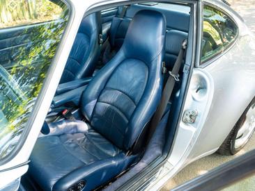 Porsche 993 Carrera — photo 26