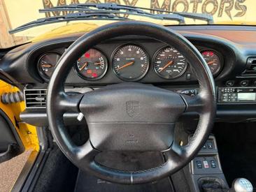 Porsche 993 CARRERA 4 — photo 43