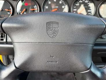 Porsche 993 CARRERA 4 — photo 48