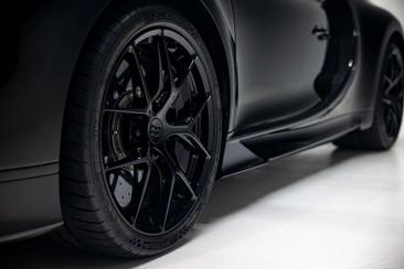 Bugatti Chiron Sport — photo 11