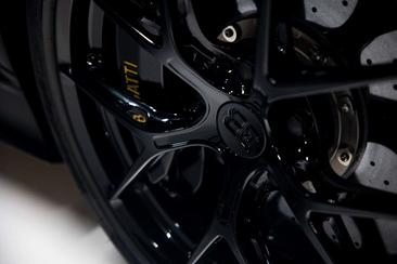 Bugatti Chiron Sport — photo 12