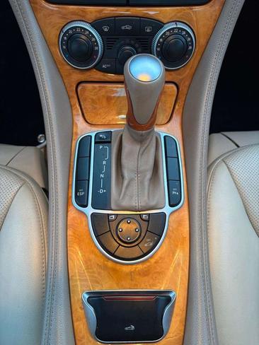 Mercedes SL 350 — photo 16
