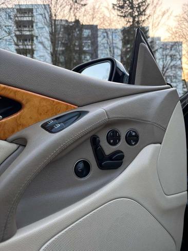 Mercedes SL 350 — photo 20