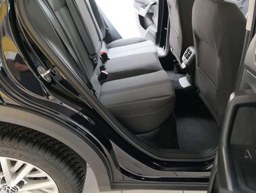 Volkswagen T-Roc TSI — photo 11