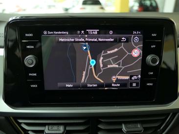 Volkswagen T-Roc TSI — photo 16