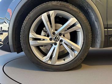 Volkswagen TIGUAN R-Line — photo 7
