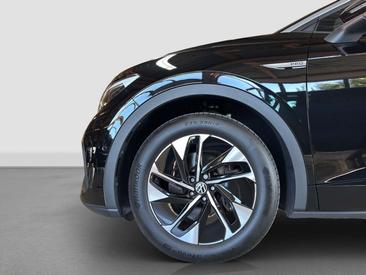 Volkswagen ID.5 Pro — photo 17