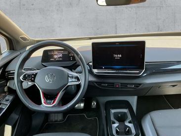 Volkswagen ID.4 GTX — photo 8
