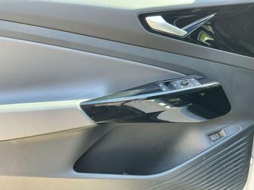 Volkswagen ID.5 Pro Performance — photo 14