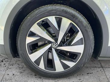 Volkswagen ID.4 Pro Performance — photo 7