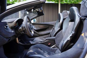 McLaren 600LT Spider — photo 9