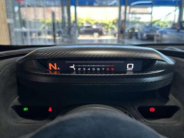 McLaren 720S — photo 16