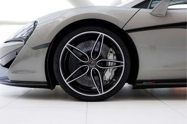 McLaren 570S — photo 21