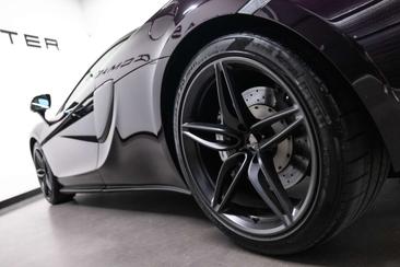 McLaren 540C — photo 29