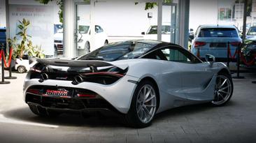 McLaren 720S — photo 2