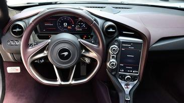 McLaren 720S — photo 14