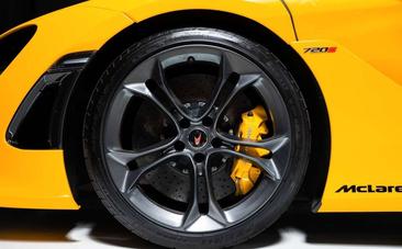 McLaren 720S — photo 14