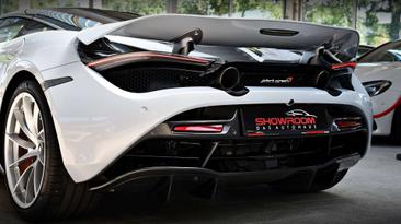 McLaren 720S — photo 31