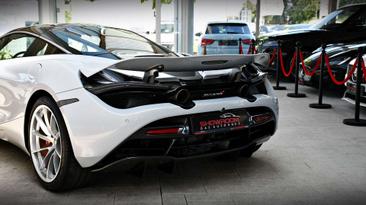 McLaren 720S — photo 35