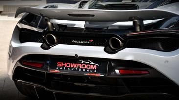 McLaren 720S — photo 38