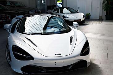 McLaren 720S — photo 46