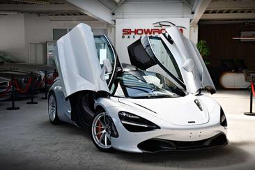 McLaren 720S — photo 48