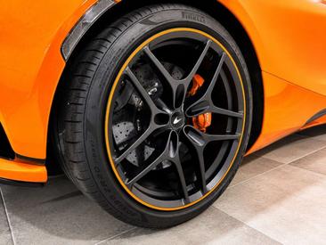 McLaren 750S Spider — photo 34