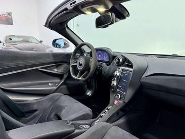 McLaren 720S Spider — photo 45