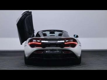 McLaren 720S Spider — photo 17
