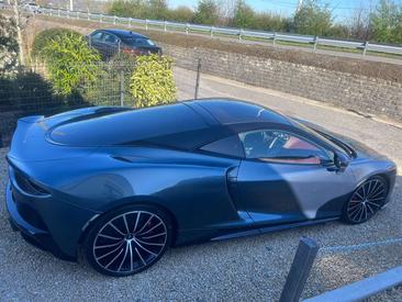 McLaren GT — photo 21