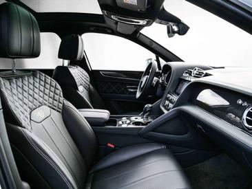 Bentley Bentayga V8 First Edition — photo 8