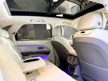 Bentley Bentayga V8 S — photo 14