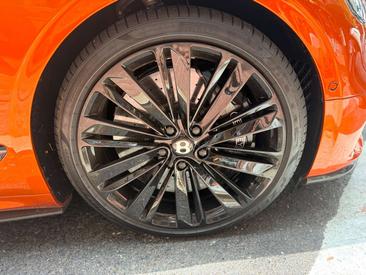 Bentley Continental GT W12 Speed — photo 8