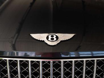 Bentley Bentayga — photo 8